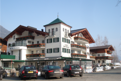 025 (1)